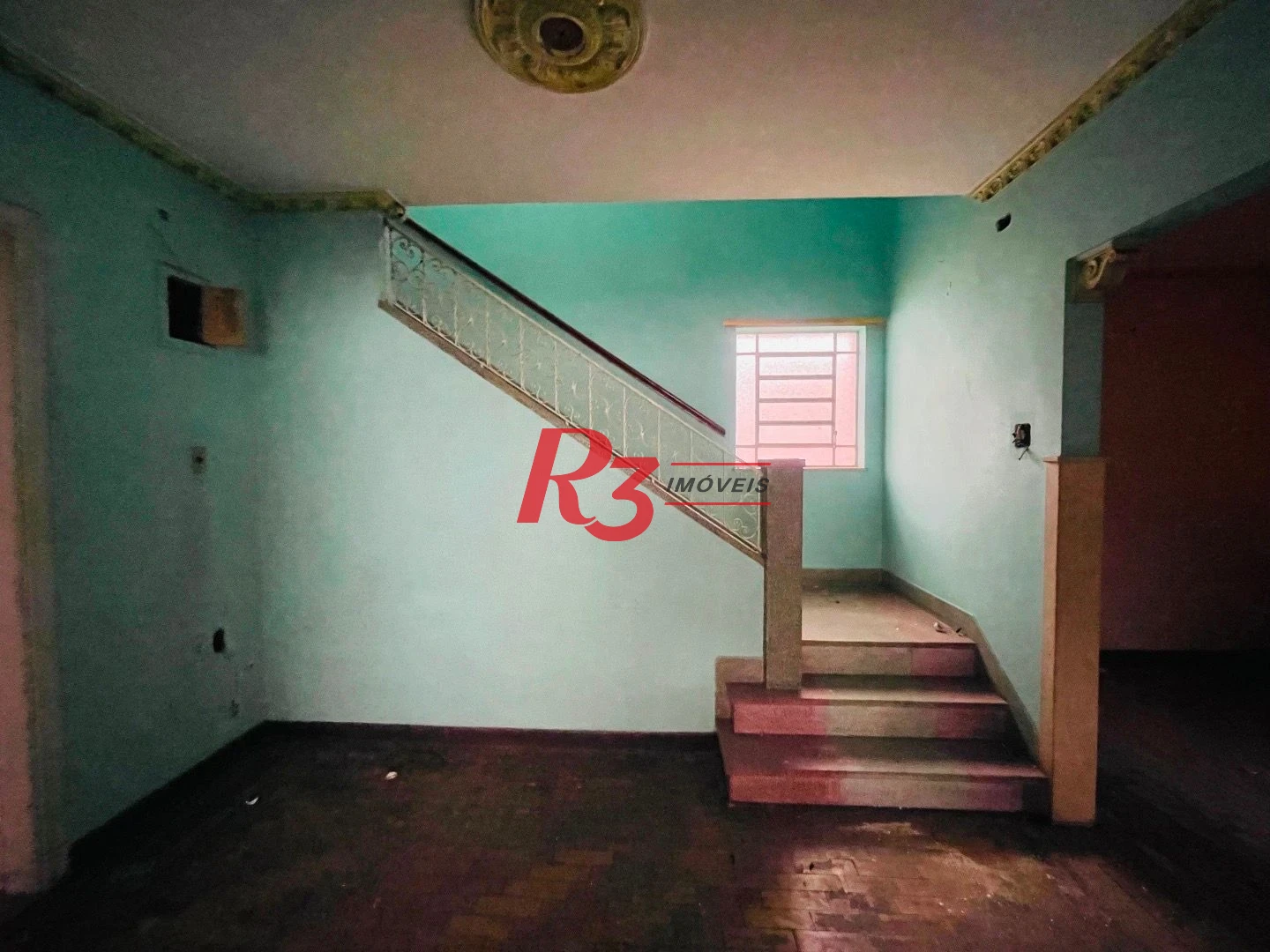 Sobrado para alugar, 270 m² por R$ 11.100,00/mês - Gonzaga - Santos/SP