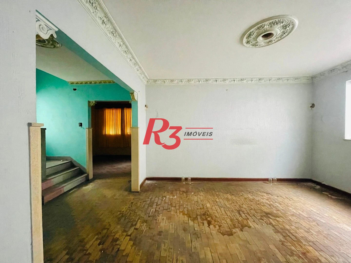 Sobrado para alugar, 270 m² por R$ 11.100,00/mês - Gonzaga - Santos/SP