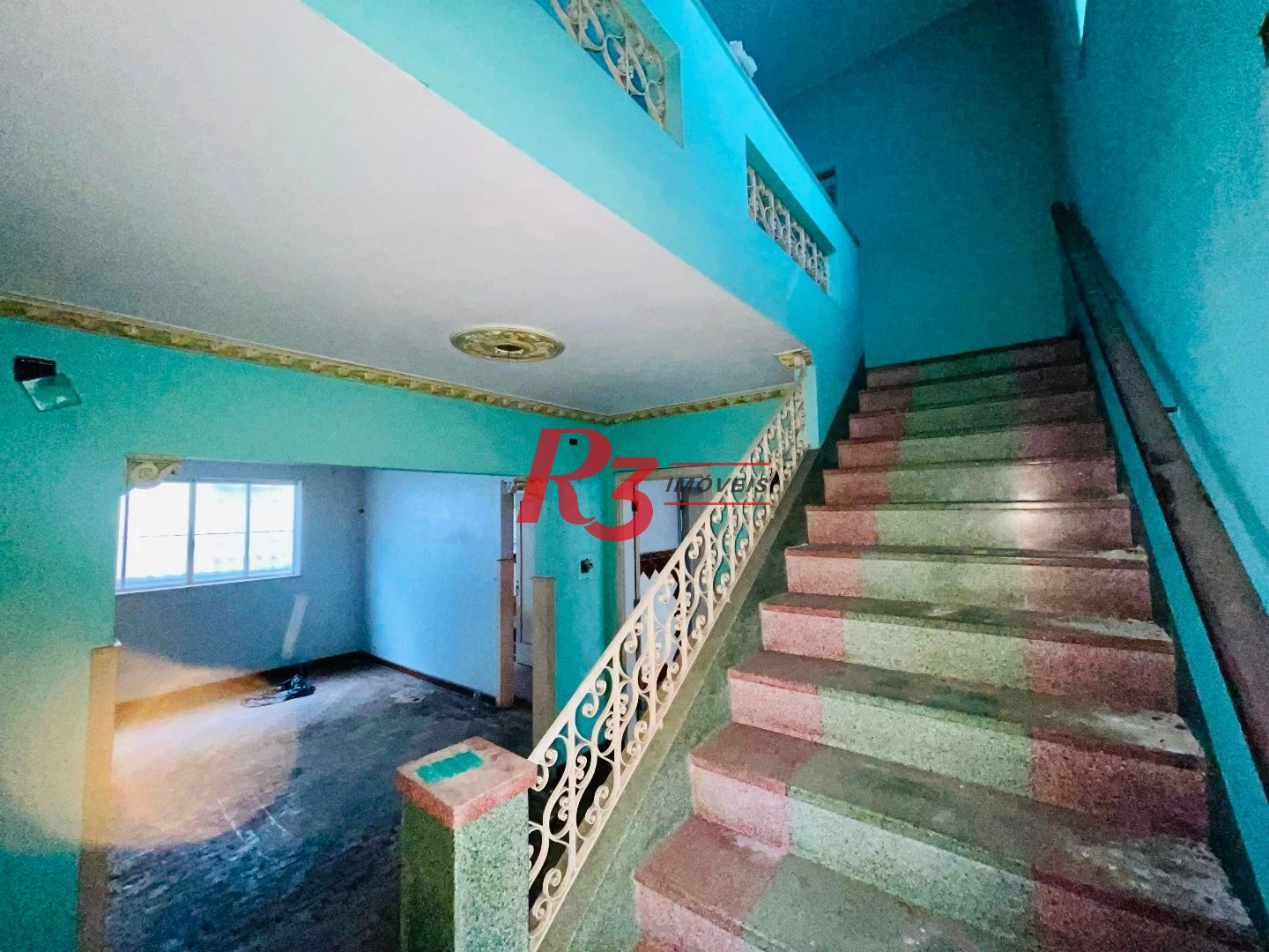 Sobrado para alugar, 270 m² por R$ 11.100,00/mês - Gonzaga - Santos/SP