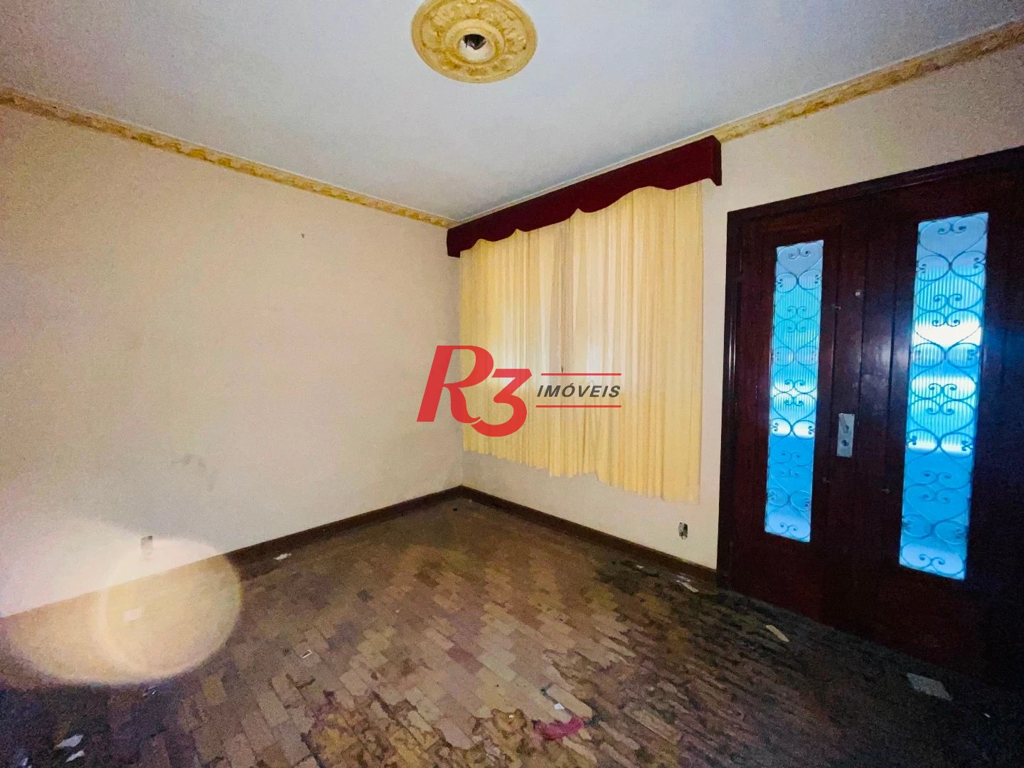 Sobrado para alugar, 270 m² por R$ 11.100,00/mês - Gonzaga - Santos/SP
