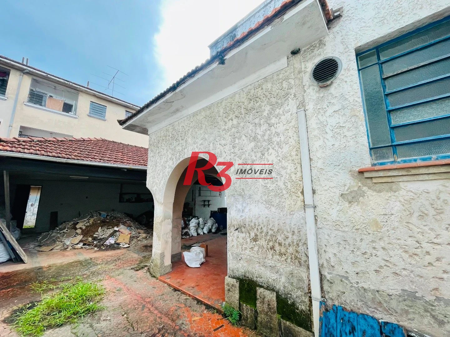Sobrado para alugar, 270 m² por R$ 11.100,00/mês - Gonzaga - Santos/SP