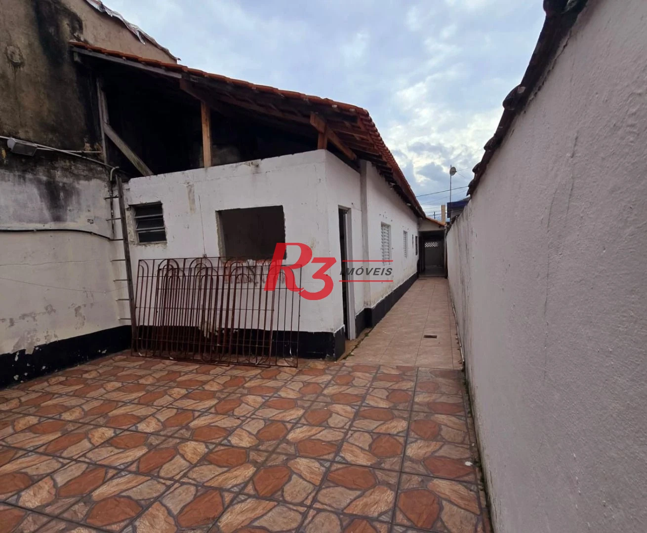 Casa à venda, 180 m² por R$ 370.000,00 - Esplanada dos Barreiros - São Vicente/SP