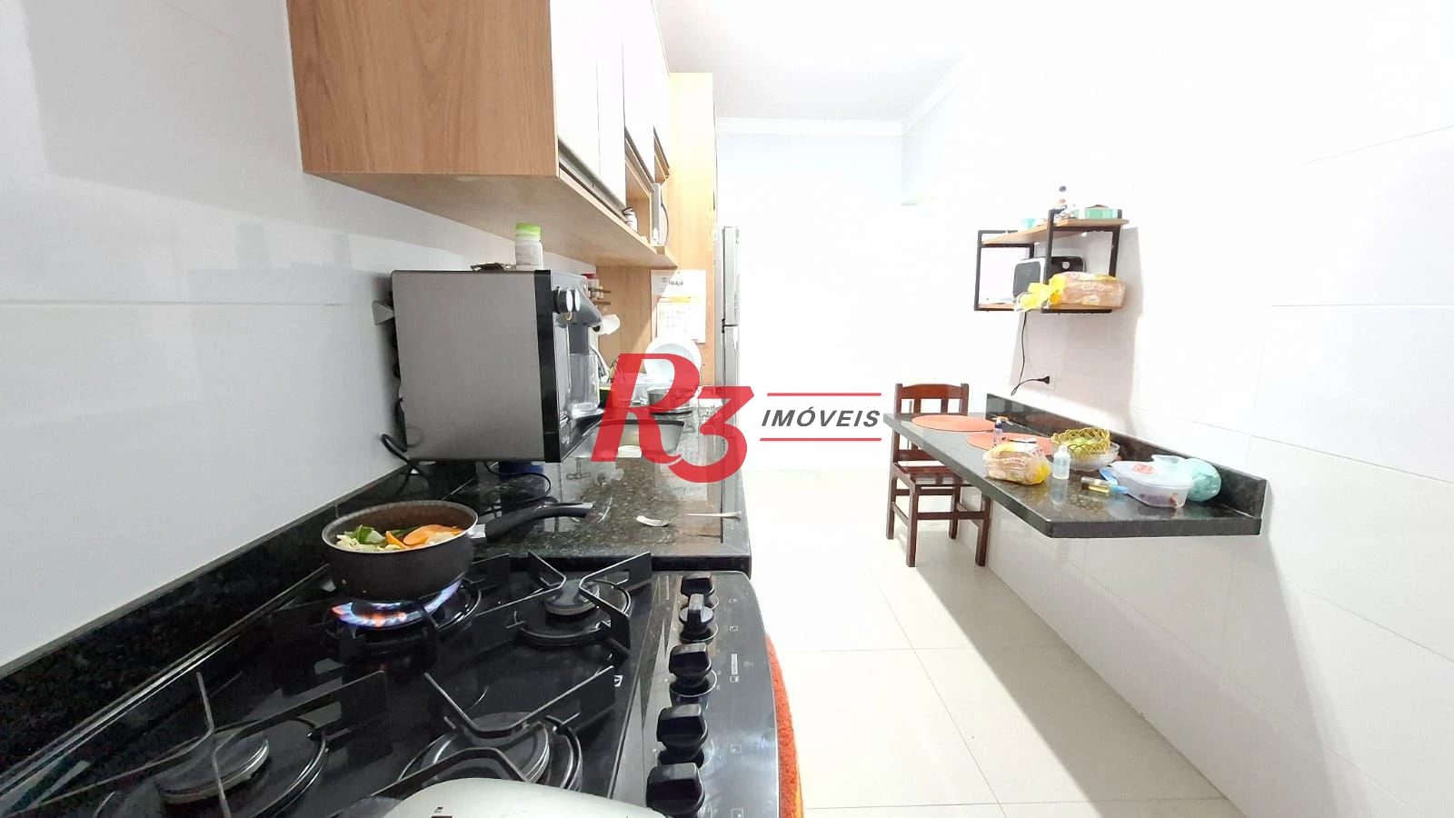 Apartamento à venda, 98 m² por R$ 690.000,00 - Pompéia - Santos/SP