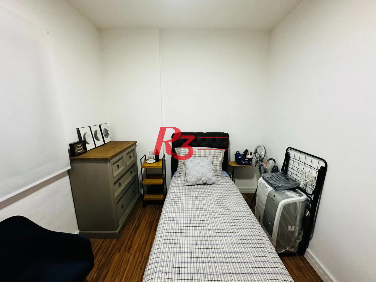 Apartamento com 2 dormitórios à venda, 67 m² por R$ 440.000,00 - Encruzilhada - Santos/SP