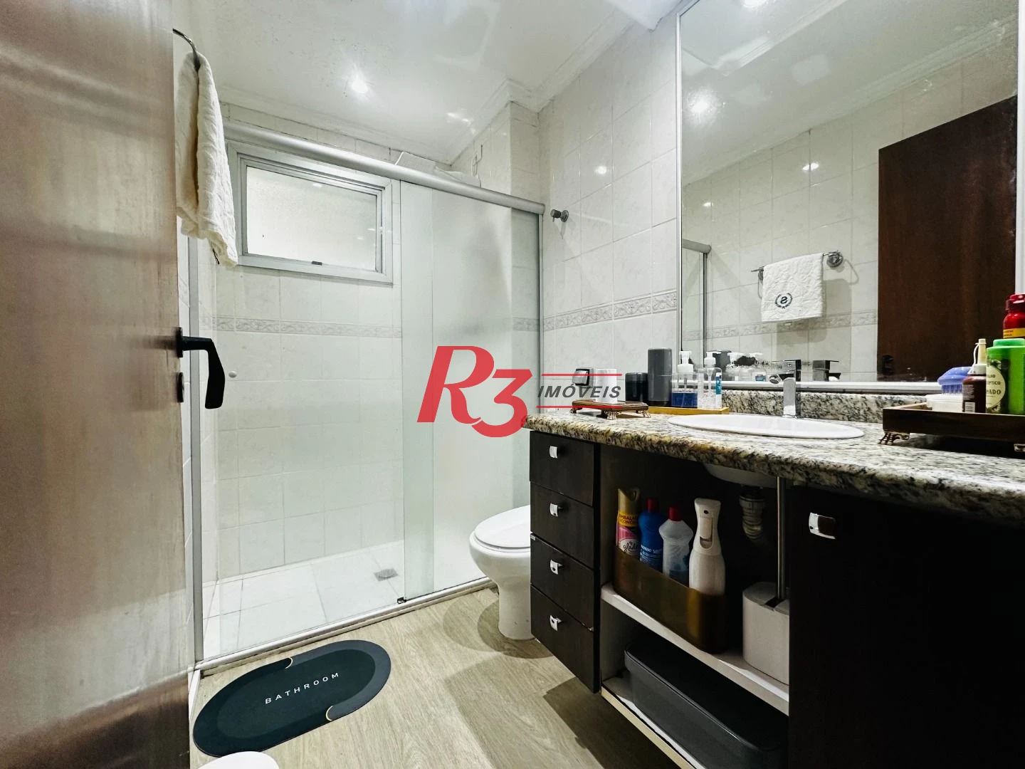 Apartamento com 2 dormitórios à venda, 67 m² por R$ 440.000,00 - Encruzilhada - Santos/SP