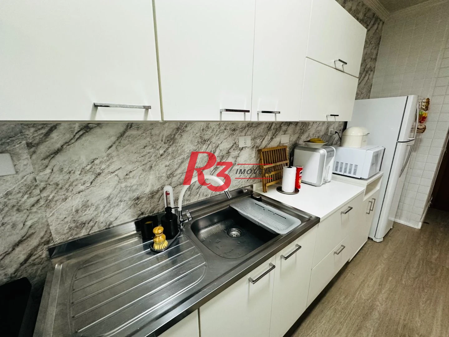 Apartamento com 2 dormitórios à venda, 67 m² por R$ 440.000,00 - Encruzilhada - Santos/SP