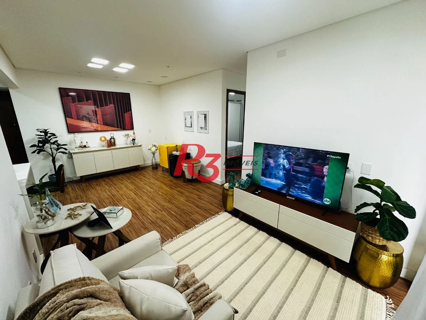 Apartamento com 2 dormitórios à venda, 67 m² por R$ 440.000,00 - Encruzilhada - Santos/SP