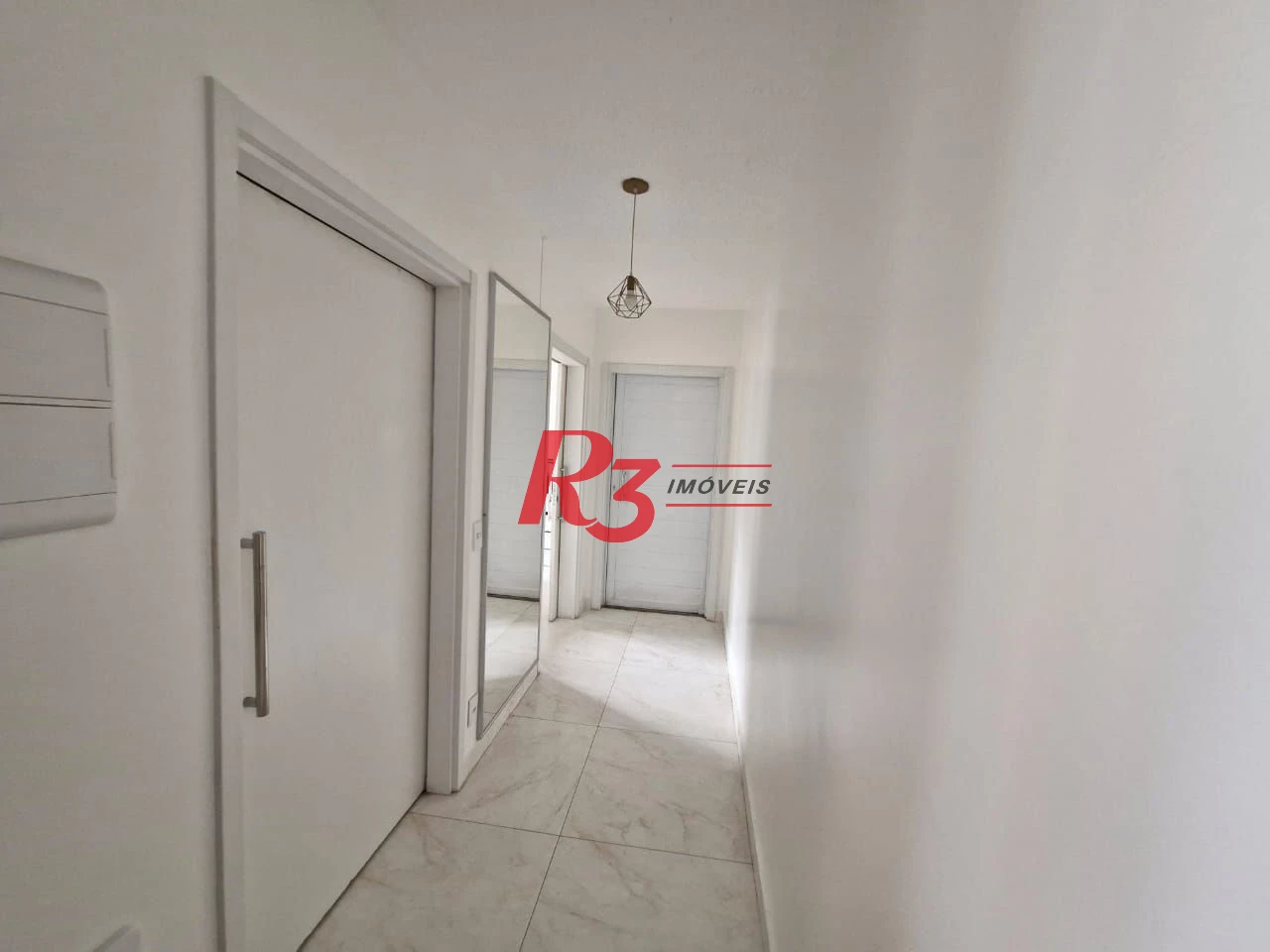 Apartamento com 2 dormitórios para alugar, 49 m² por R$ 3.000,00/mês - Areia Branca - Santos/SP