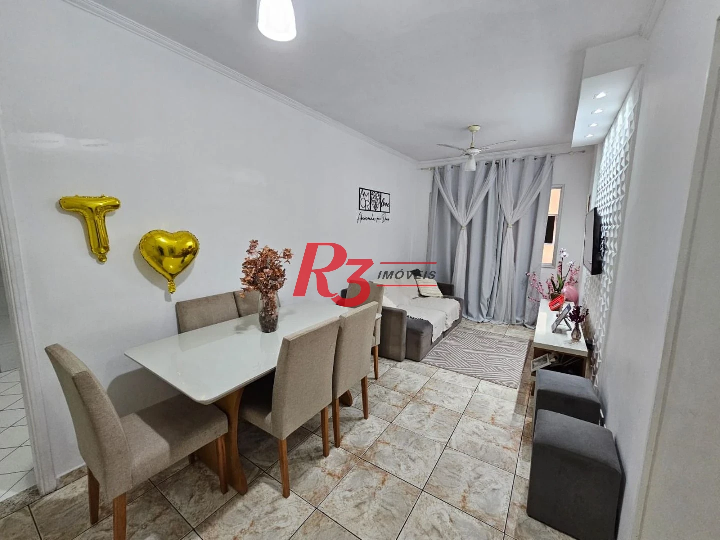 Apartamento com 2 dormitórios à venda, 65 m² por R$ 450.000,00 - Vila Belmiro - Santos/SP