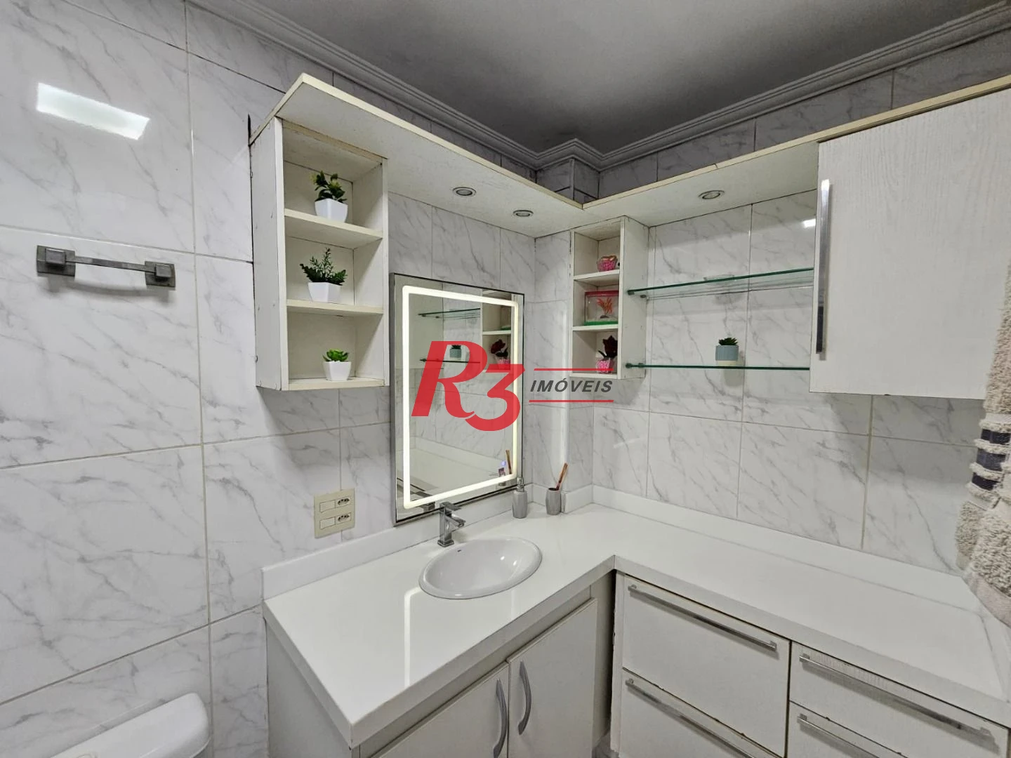 Apartamento com 2 dormitórios à venda, 65 m² por R$ 450.000,00 - Vila Belmiro - Santos/SP