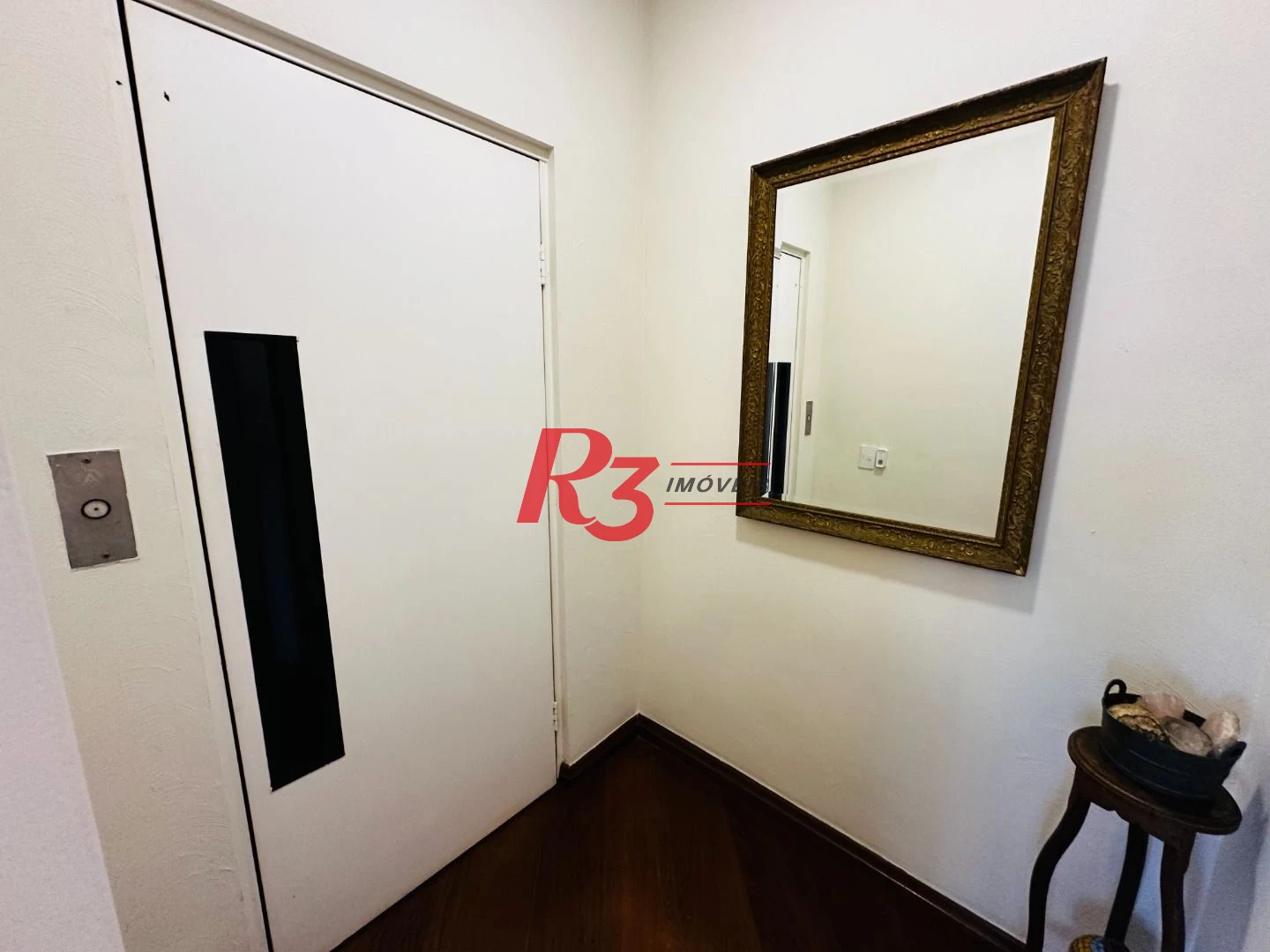 Apartamento com 4 dormitórios à venda, 196 m² por R$ 1.350.000,00 - Boqueirão - Santos/SP