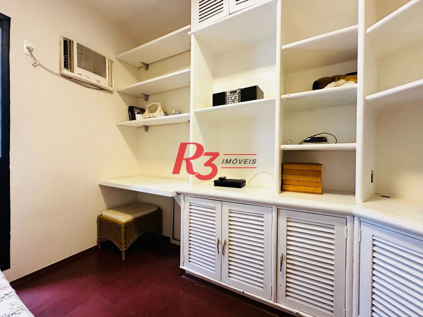 Apartamento com 4 dormitórios à venda, 196 m² por R$ 1.350.000,00 - Boqueirão - Santos/SP