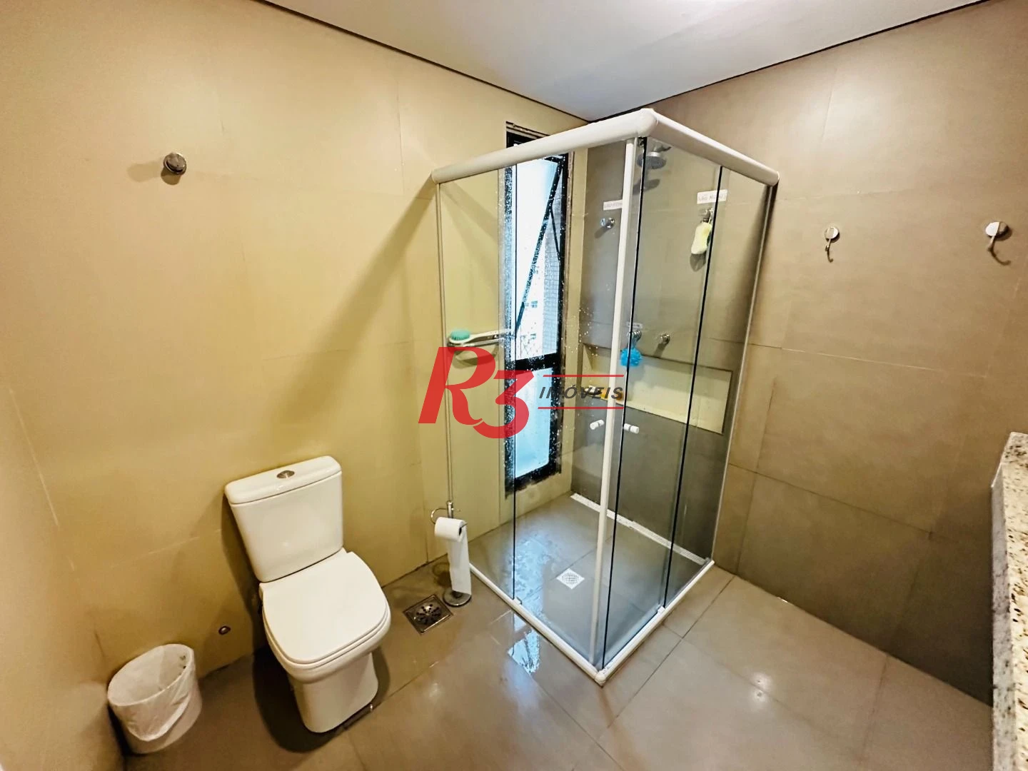 Apartamento com 4 dormitórios à venda, 196 m² por R$ 1.350.000,00 - Boqueirão - Santos/SP