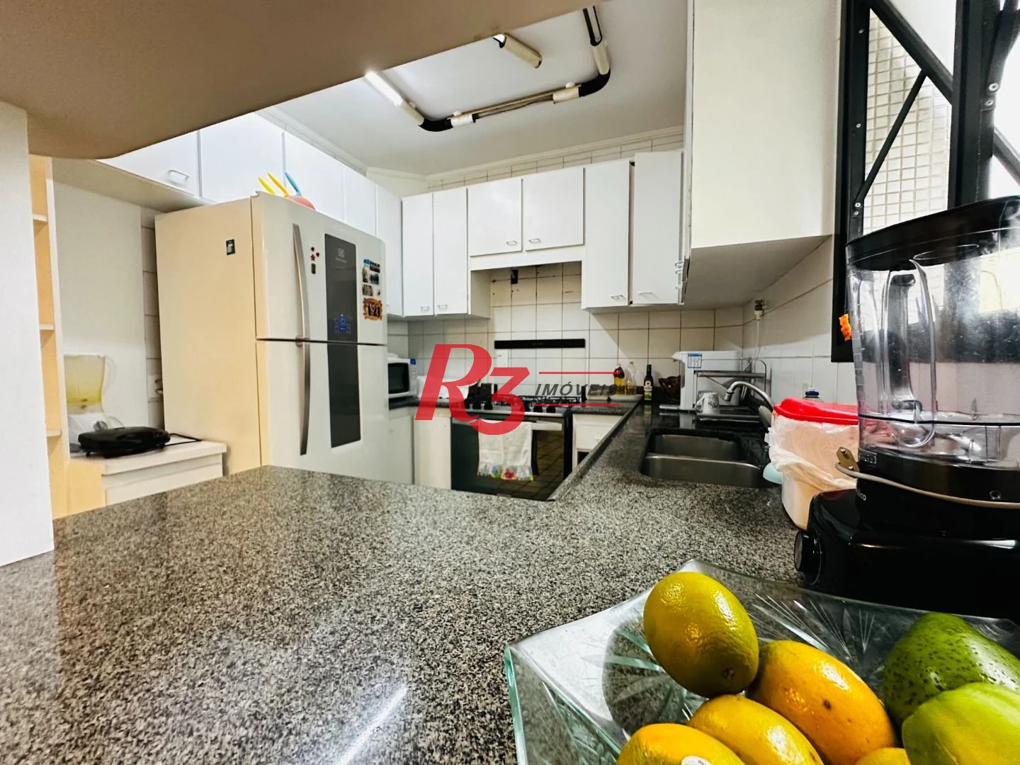 Apartamento com 4 dormitórios à venda, 196 m² por R$ 1.350.000,00 - Boqueirão - Santos/SP