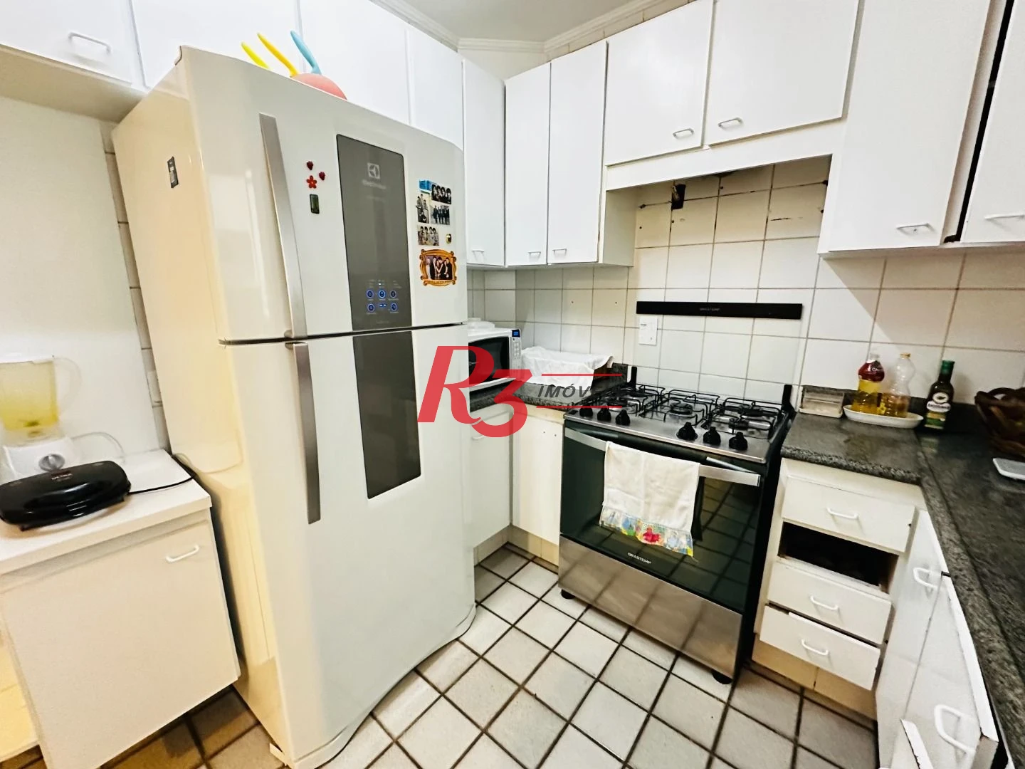 Apartamento com 4 dormitórios à venda, 196 m² por R$ 1.350.000,00 - Boqueirão - Santos/SP