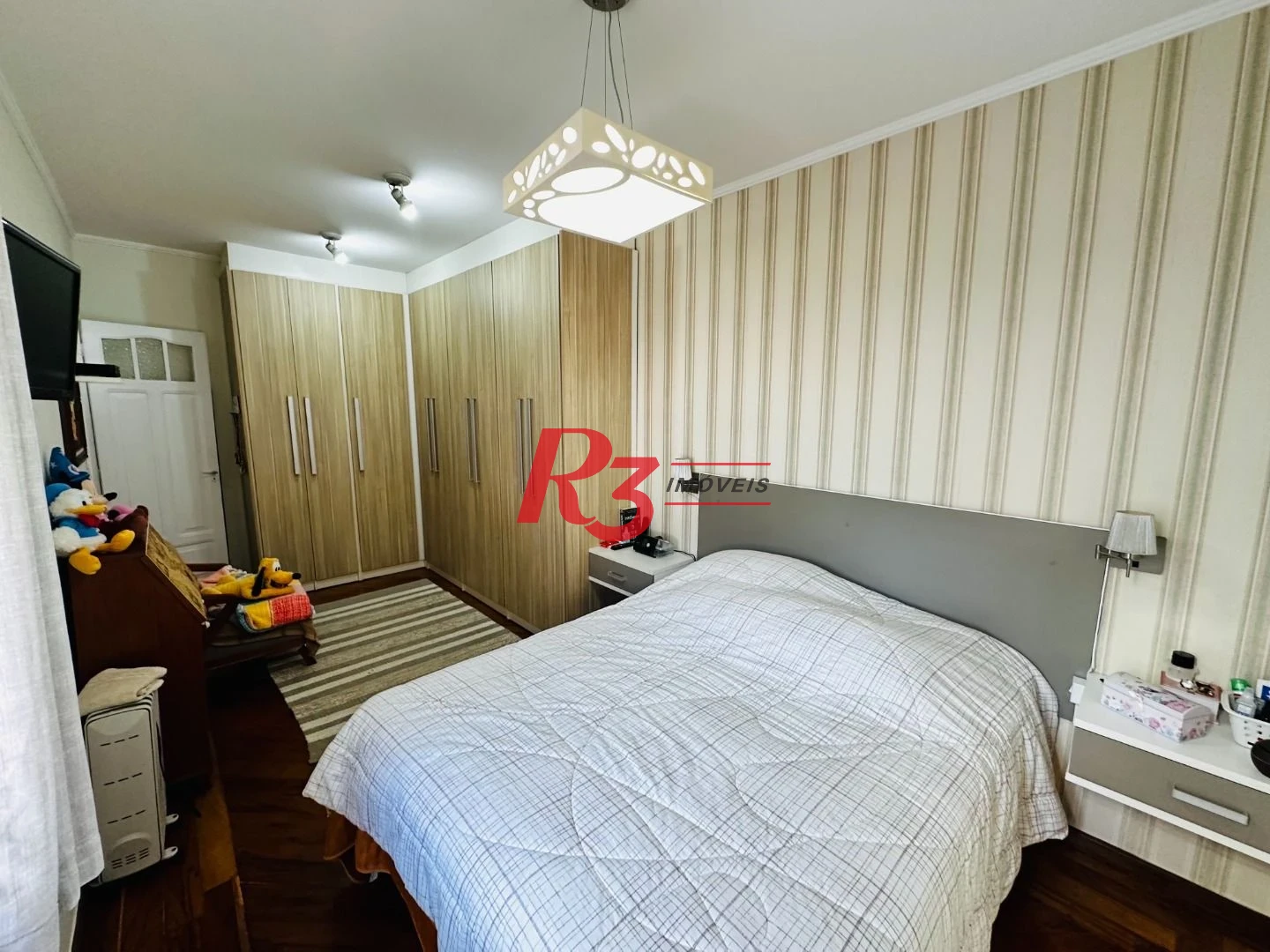 Sobrado com 2 dormitórios à venda, 124 m² por R$ 980.000,00 - Marapé - Santos/SP