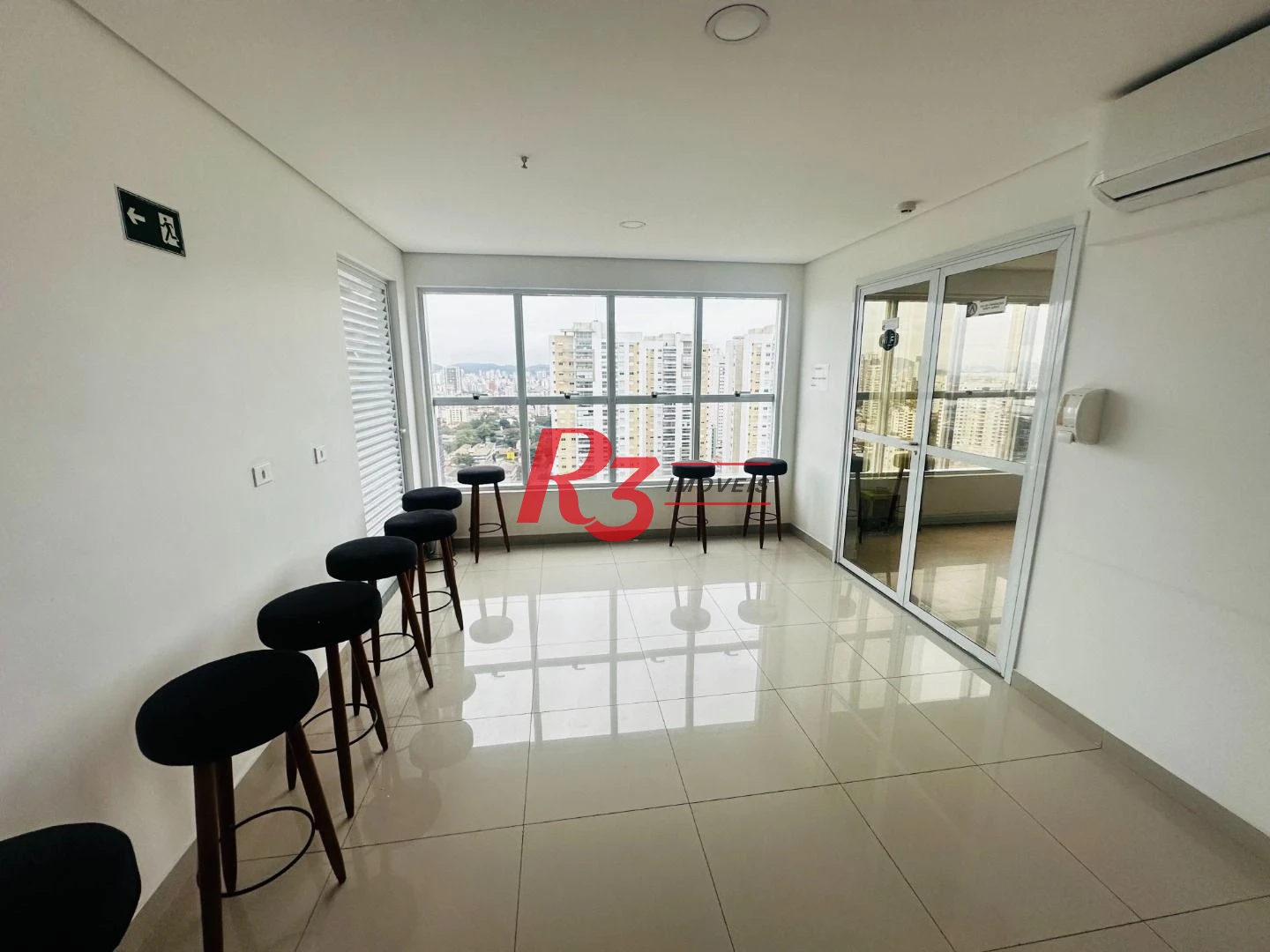 Sala, 47 m² - venda por R$ 470.250,00 ou aluguel por R$ 11.500,00/mês - Ponta da Praia - Santos/SP