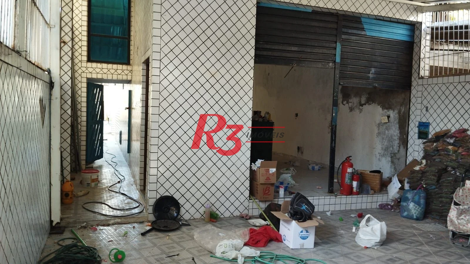 Casa para alugar, 320 m² por R$ 25.579,00/mês - Encruzilhada - Santos/SP