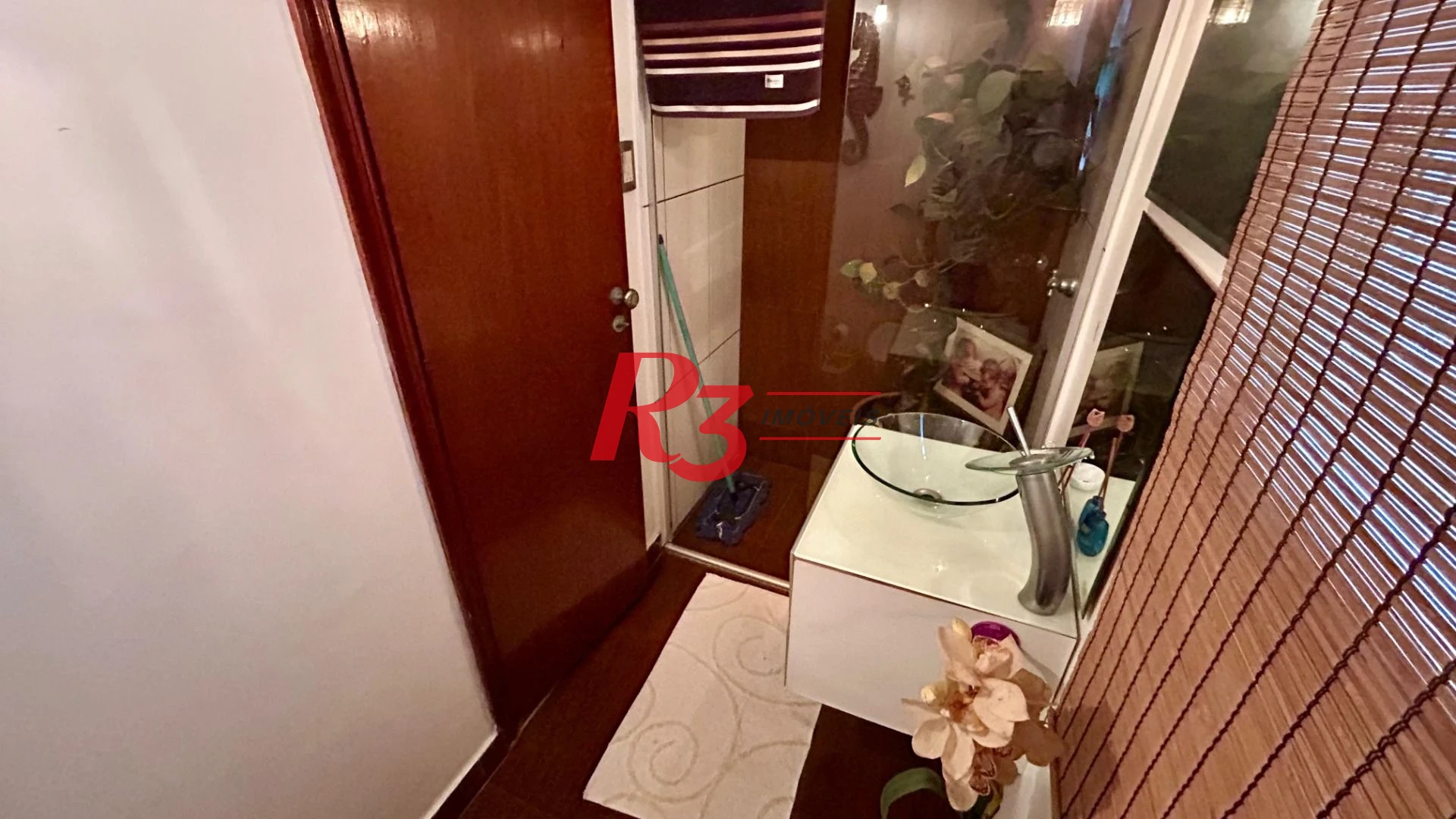 Apartamento com 3 dormitórios à venda, 182 m² por R$ 1.250.000,00 - Boqueirão - Santos/SP