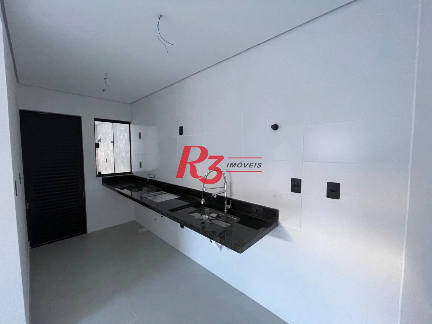 Village com 2 dormitórios à venda, 89 m² por R$ 620.000,00 - Vila Belmiro - Santos/SP