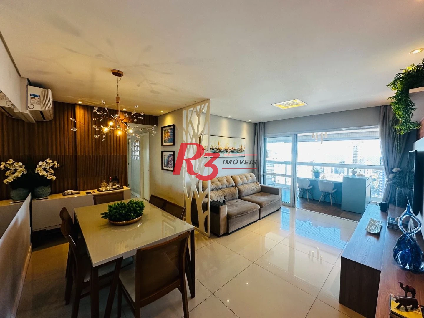 Apartamento com 4 dormitórios à venda, 131 m² por R$ 2.100.000,00 - Embaré - Santos/SP