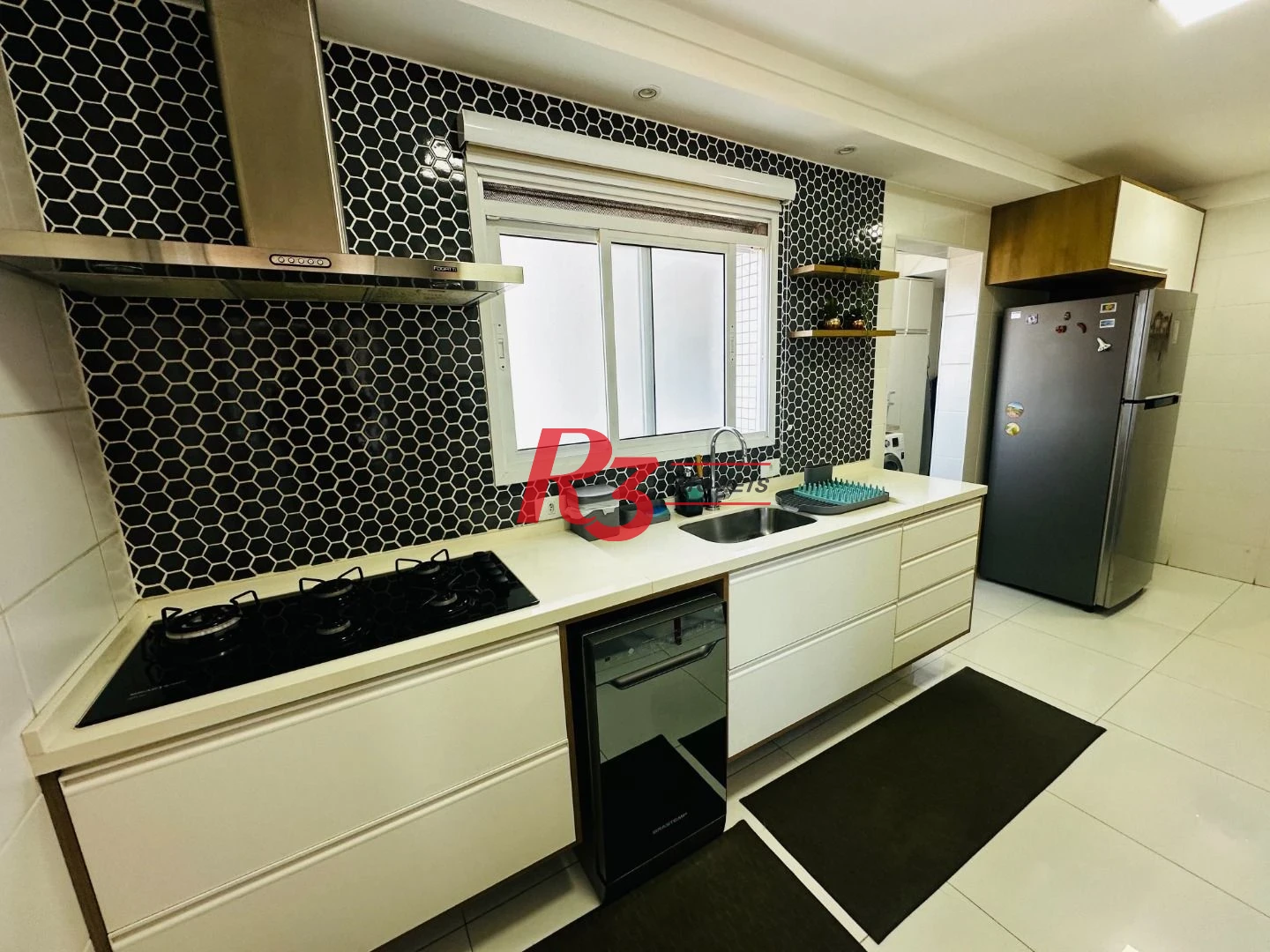 Apartamento com 4 dormitórios à venda, 131 m² por R$ 2.100.000,00 - Embaré - Santos/SP