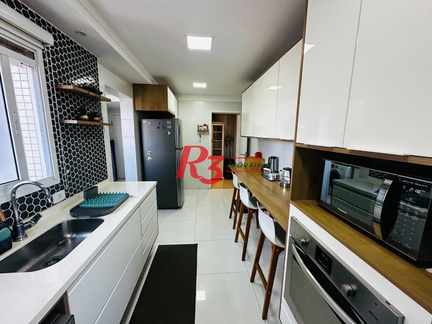 Apartamento com 4 dormitórios à venda, 131 m² por R$ 2.100.000,00 - Embaré - Santos/SP