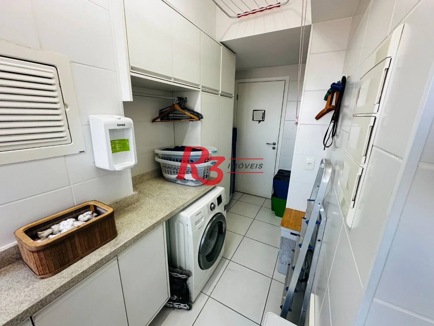 Apartamento com 4 dormitórios à venda, 131 m² por R$ 2.100.000,00 - Embaré - Santos/SP