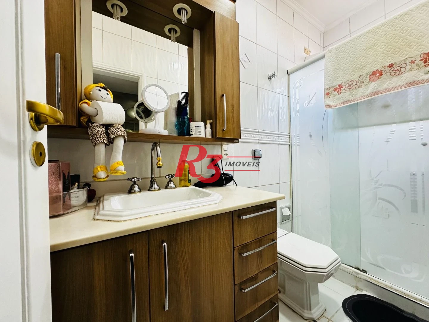 Cobertura com 4 dormitórios à venda, 242 m² por R$ 1.390.000,00 - Gonzaga - Santos/SP