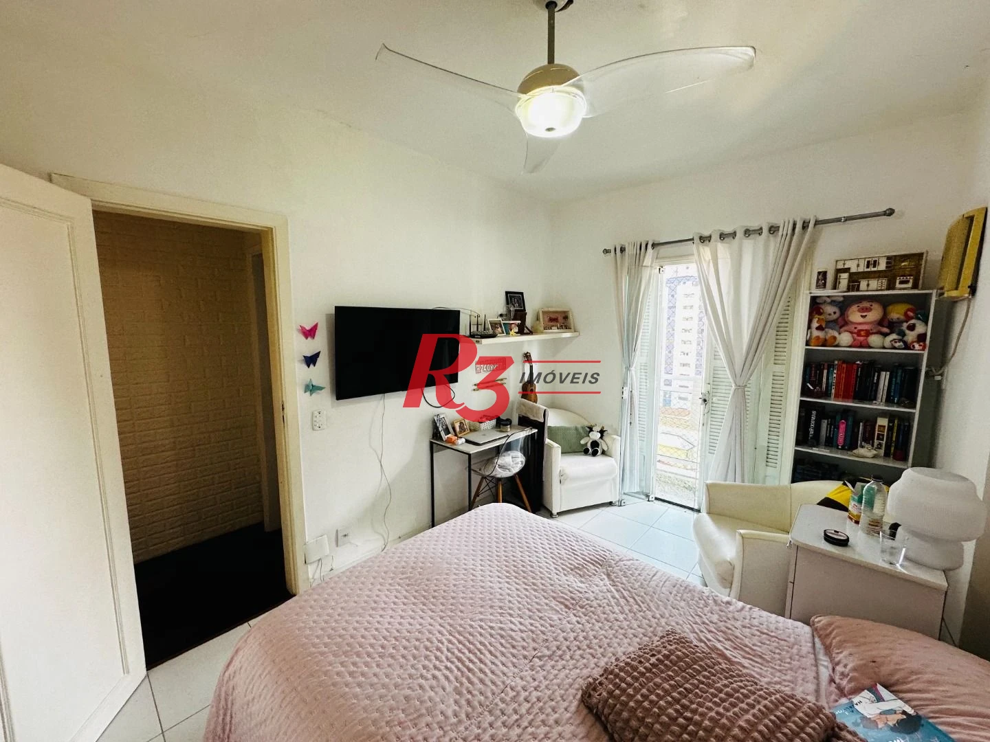 Cobertura com 4 dormitórios à venda, 242 m² por R$ 1.390.000,00 - Gonzaga - Santos/SP