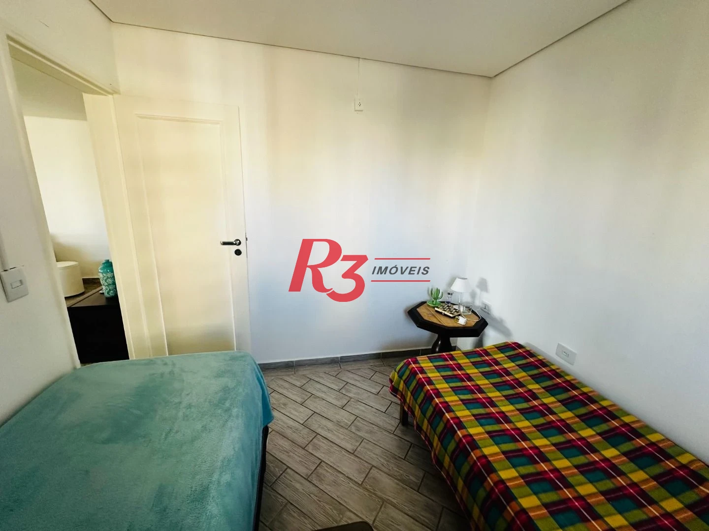 Cobertura com 4 dormitórios à venda, 242 m² por R$ 1.390.000,00 - Gonzaga - Santos/SP