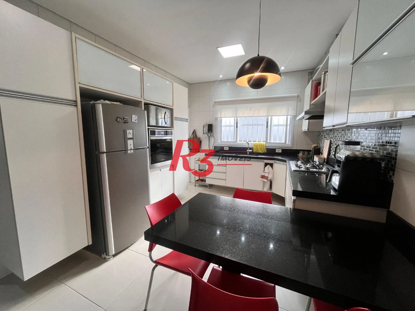 Casa com 2 dormitórios à venda, 140 m² por R$ 500.000,00 - Jardim Paraíso - São Vicente/SP