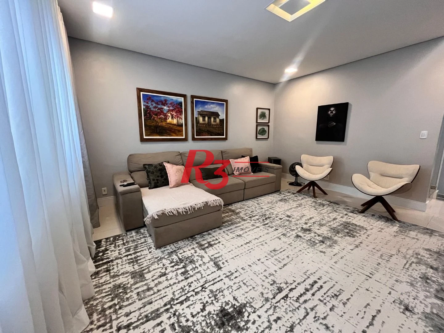 Casa com 2 dormitórios à venda, 140 m² por R$ 500.000,00 - Jardim Paraíso - São Vicente/SP