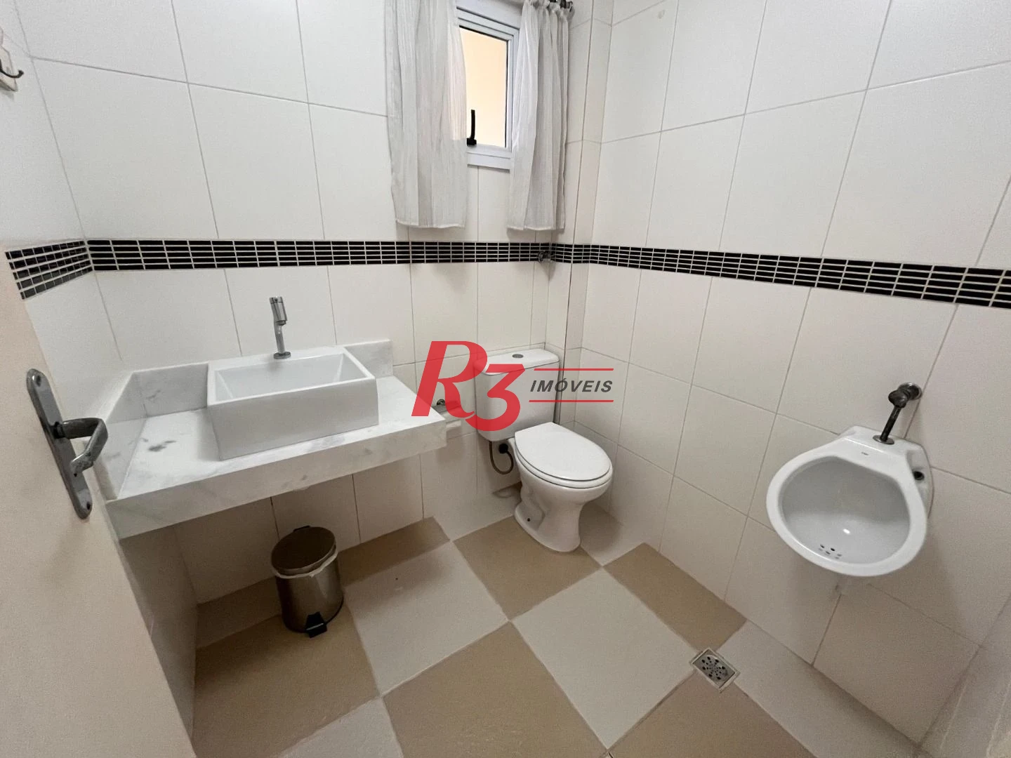 Casa com 2 dormitórios à venda, 140 m² por R$ 500.000,00 - Jardim Paraíso - São Vicente/SP