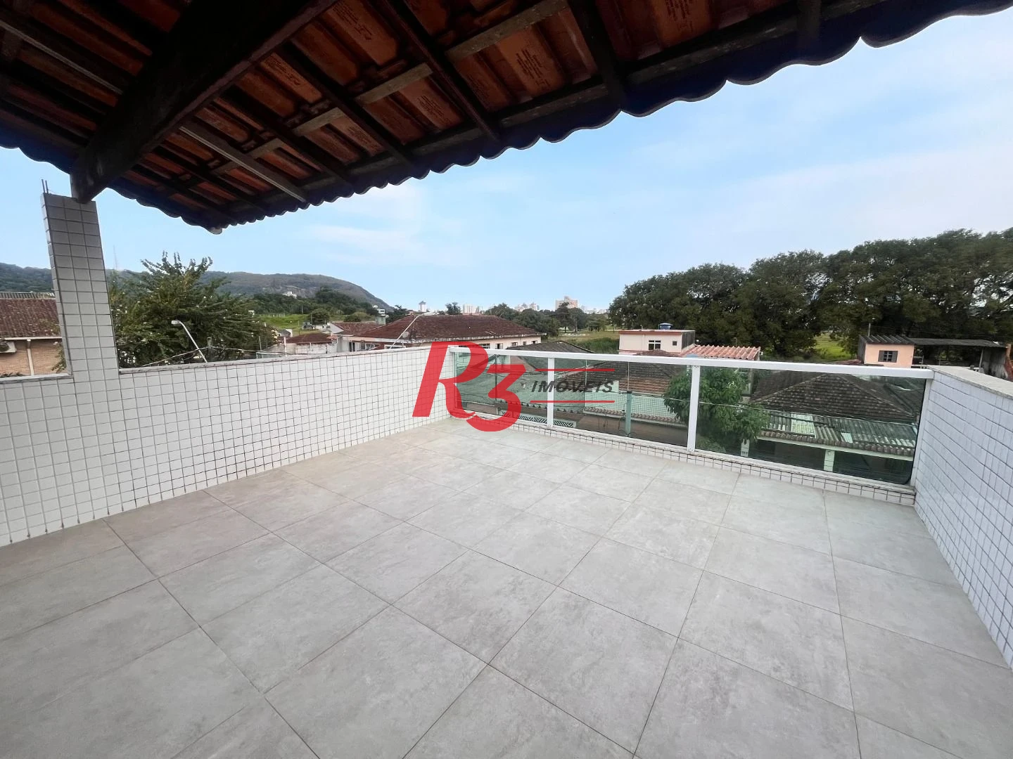 Casa com 2 dormitórios à venda, 140 m² por R$ 500.000,00 - Jardim Paraíso - São Vicente/SP