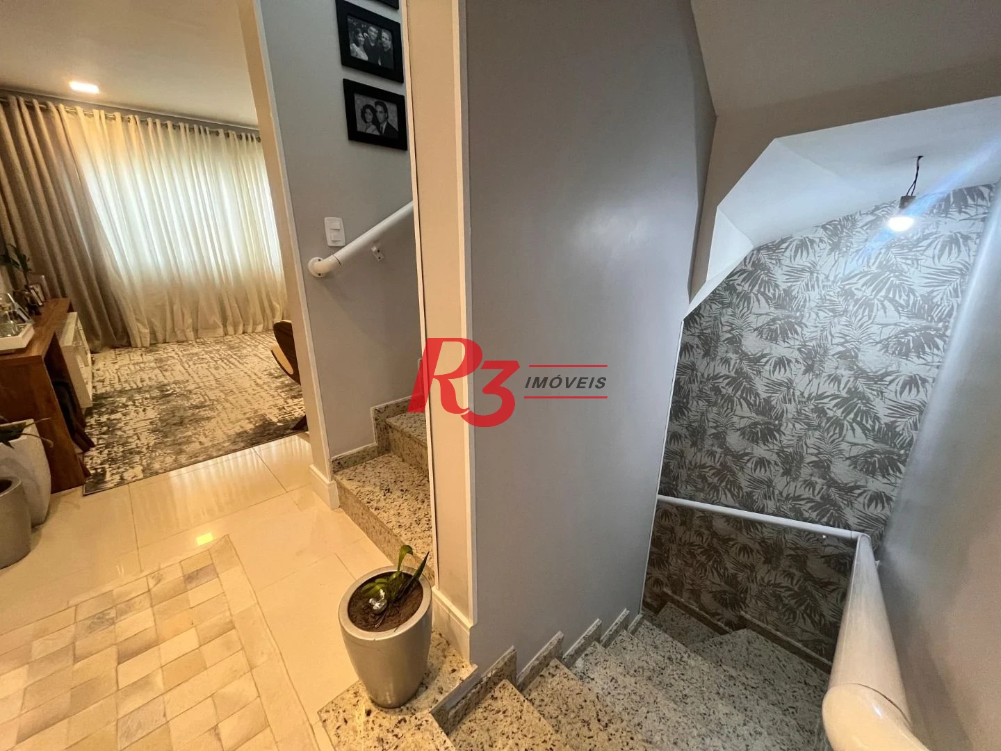 Casa com 2 dormitórios à venda, 140 m² por R$ 500.000,00 - Jardim Paraíso - São Vicente/SP