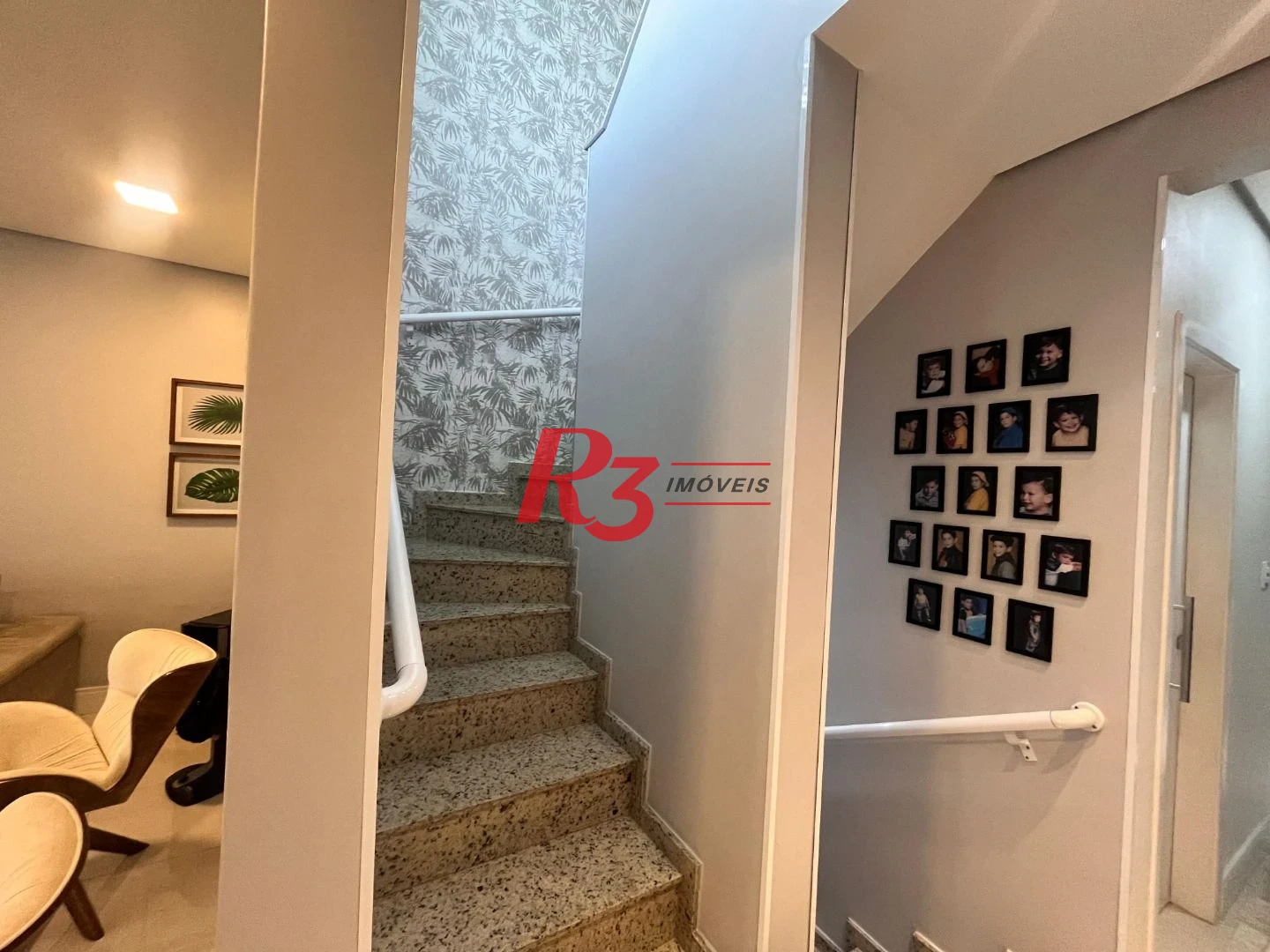 Casa com 2 dormitórios à venda, 140 m² por R$ 500.000,00 - Jardim Paraíso - São Vicente/SP