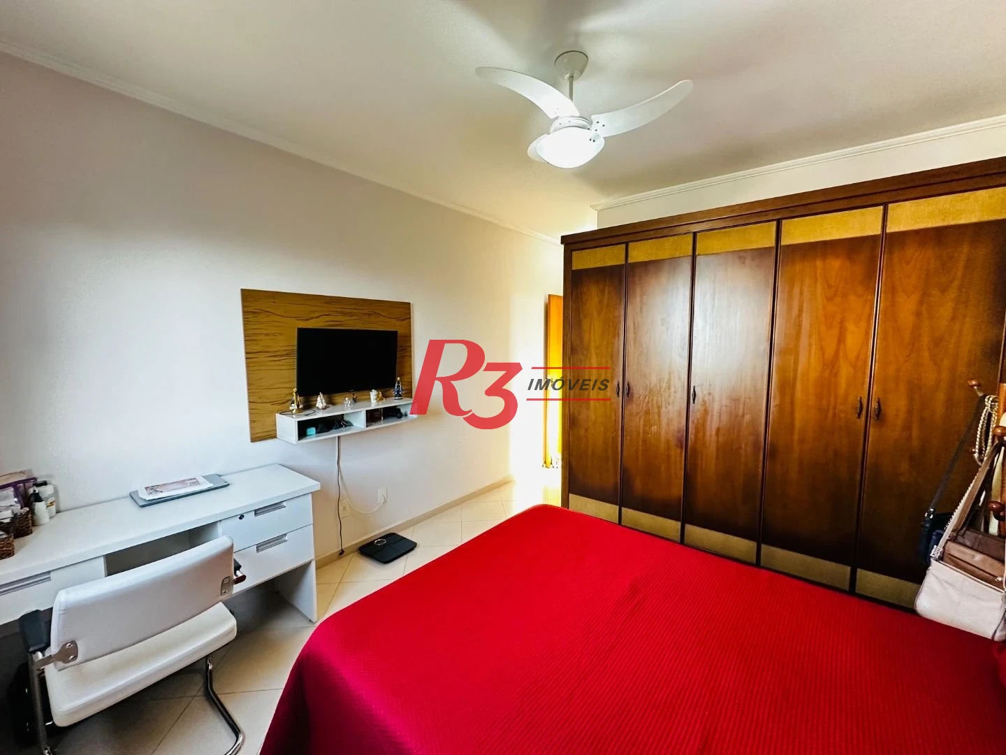 Apartamento com 2 dormitórios à venda, 90 m² por R$ 800.000,00 - Embaré - Santos/SP