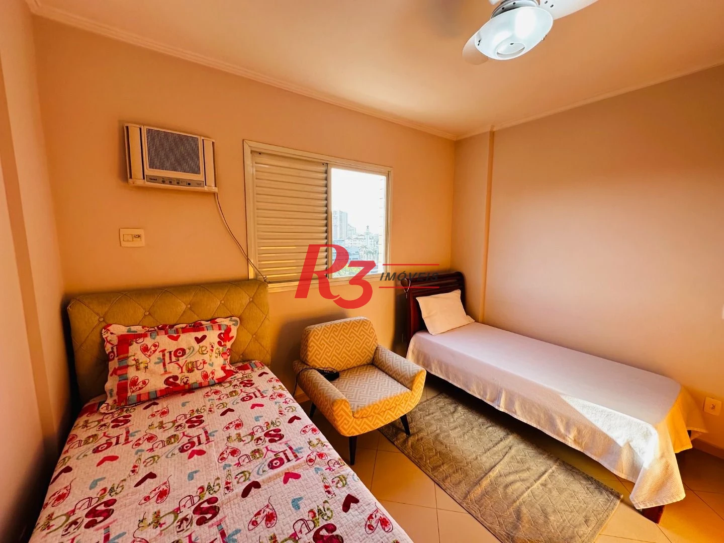 Apartamento com 2 dormitórios à venda, 90 m² por R$ 800.000,00 - Embaré - Santos/SP