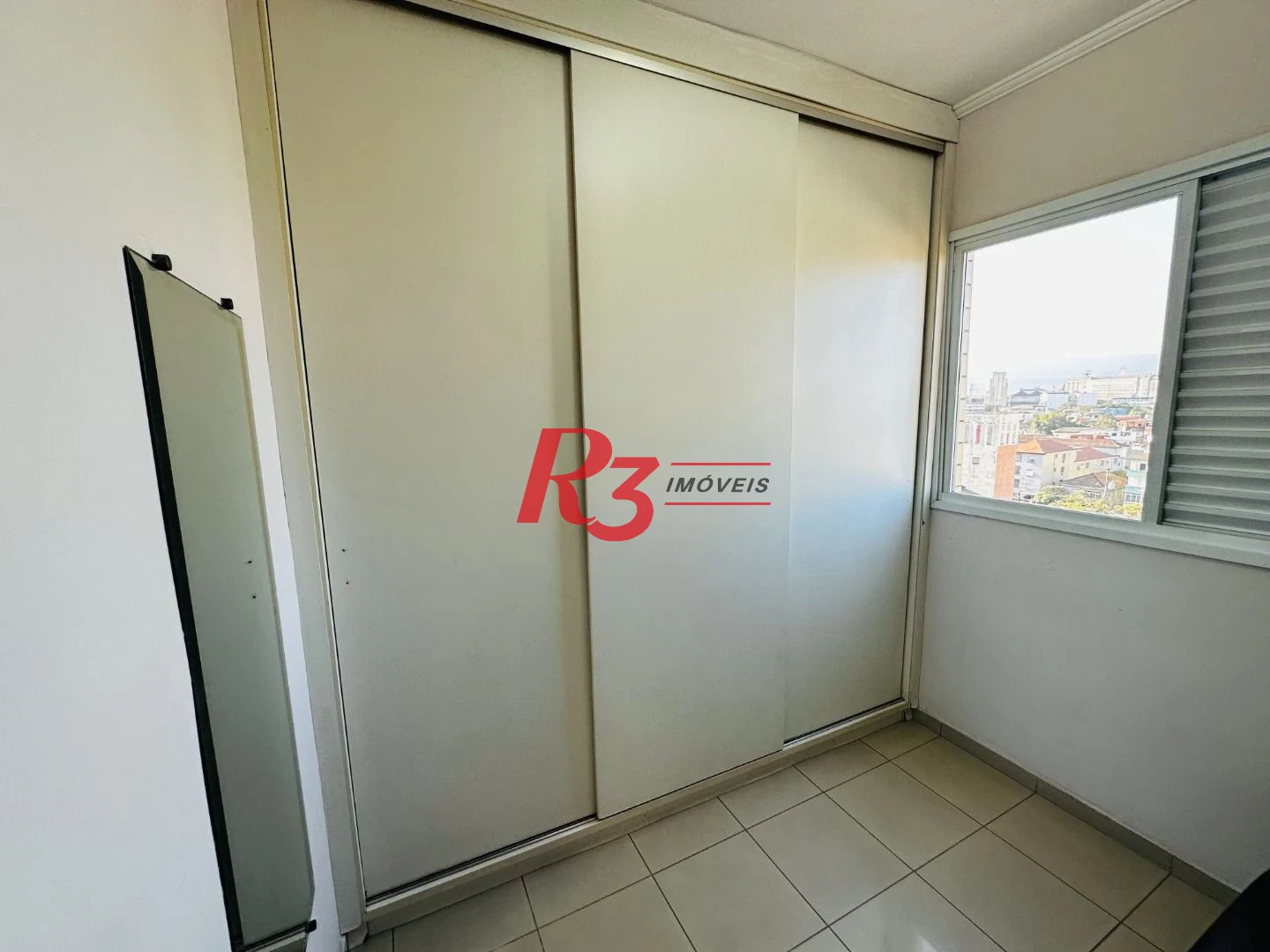 Apartamento com 2 dormitórios à venda, 90 m² por R$ 800.000,00 - Embaré - Santos/SP
