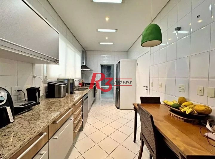 Apartamento com 3 dormitórios à venda, 188 m² por R$ 2.200.000,00 - Boqueirão - Santos/SP