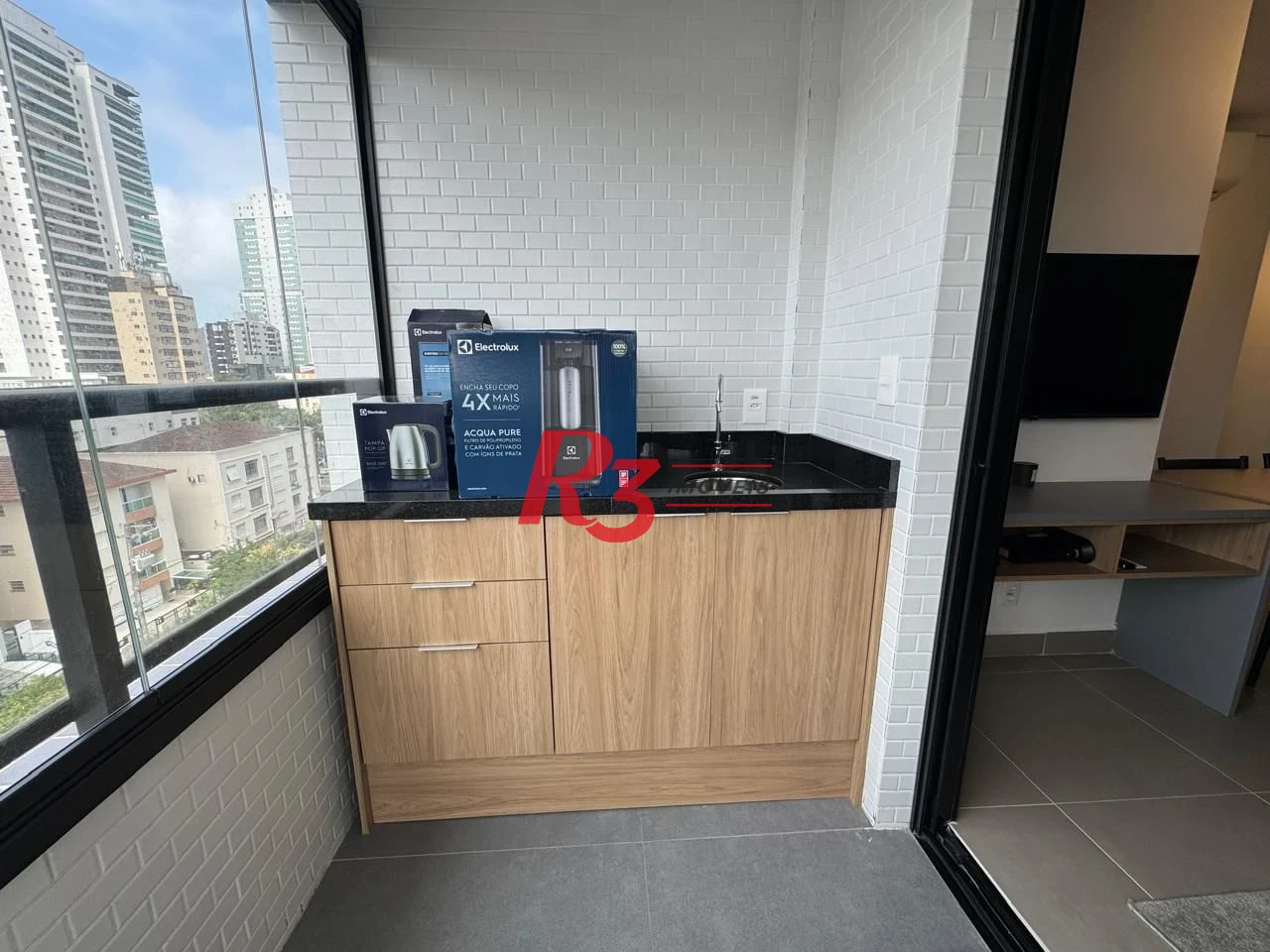 Apartamento com 1 suíte + lavabo -  à venda, 59 m² por R$ 998.000,00 - Ponta da Praia - Santos/SP