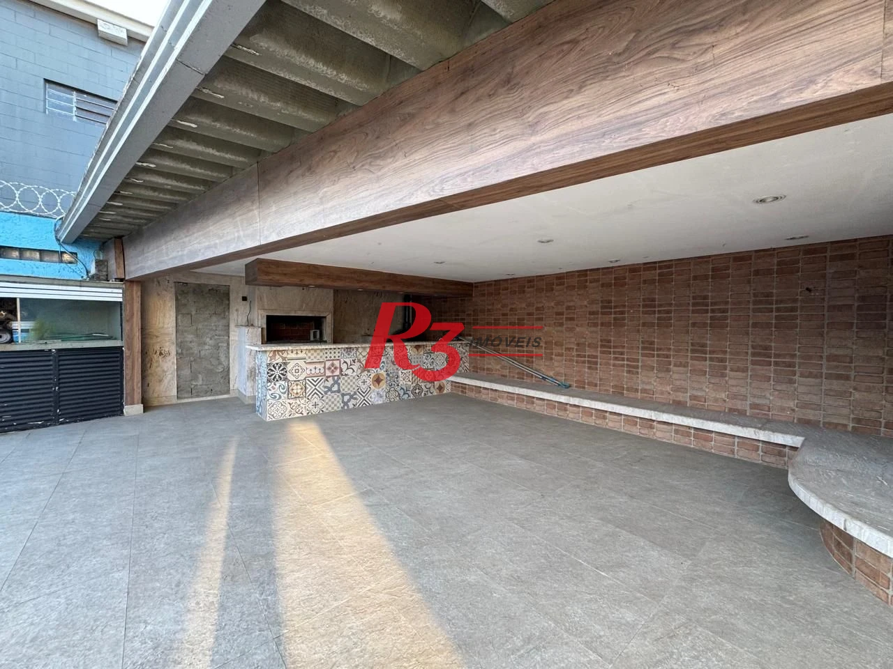 Sobrado com 3 dormitórios para alugar, 495 m² por R$ 15.000,00/mês - Estuário - Santos/SP