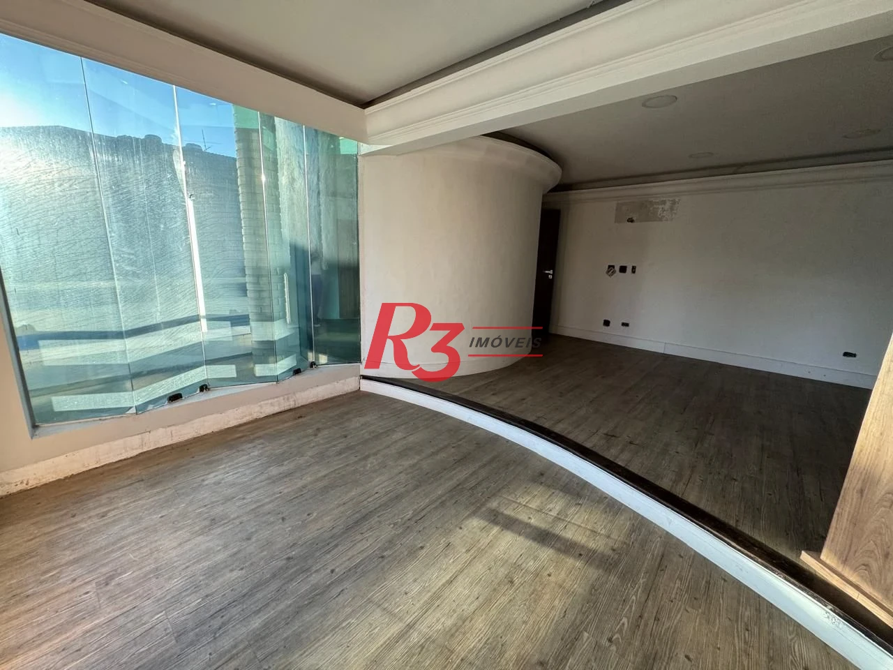 Sobrado com 3 dormitórios para alugar, 495 m² por R$ 15.000,00/mês - Estuário - Santos/SP