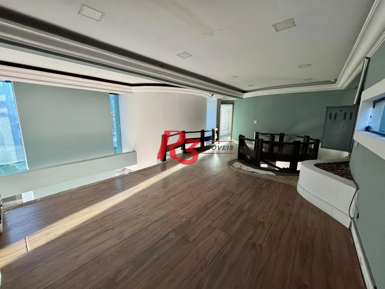 Sobrado com 3 dormitórios para alugar, 495 m² por R$ 15.000,00/mês - Estuário - Santos/SP