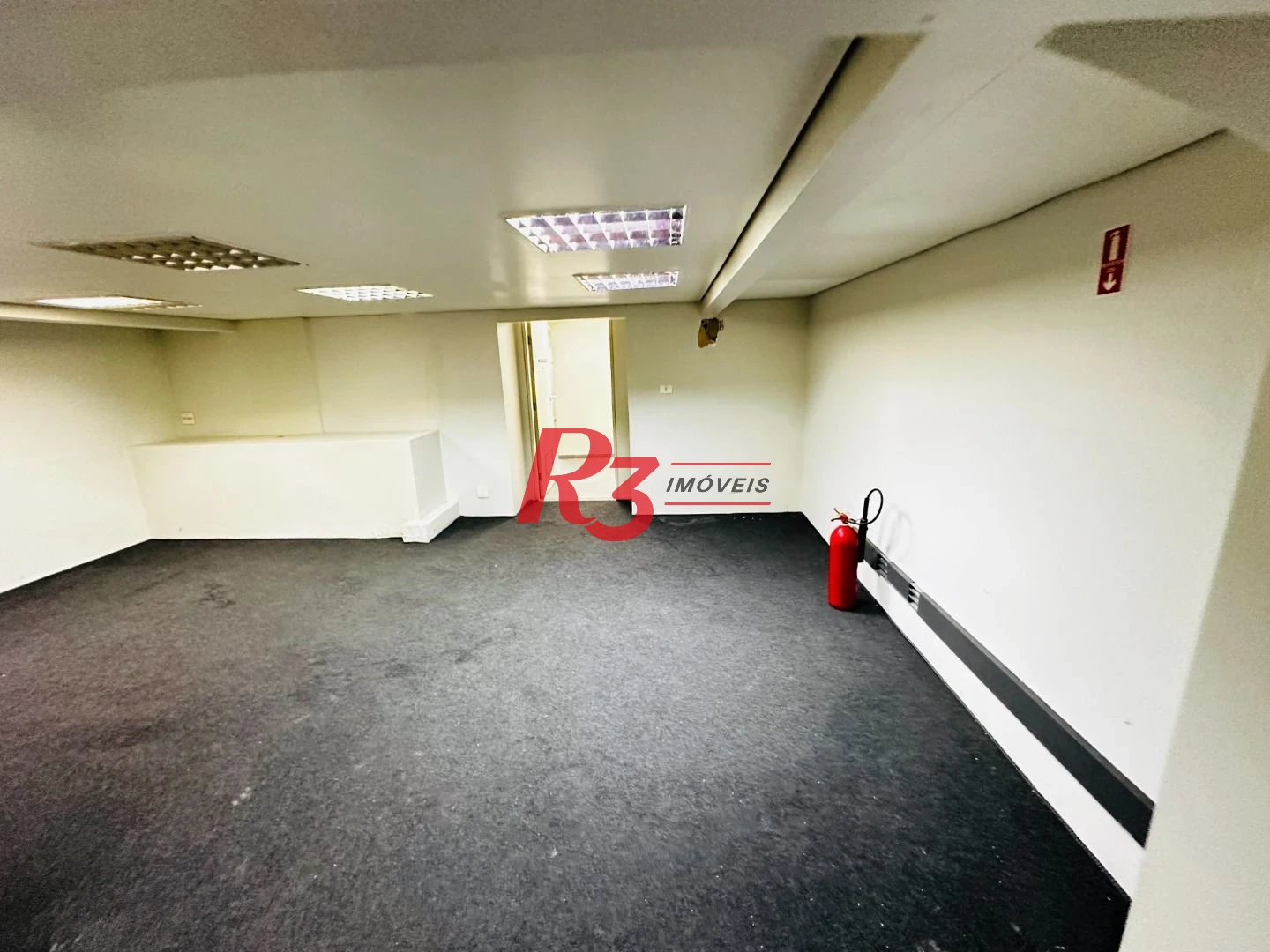 Loja para alugar, 492 m² por R$ 38.000,00/mês - Boqueirão - Santos/SP