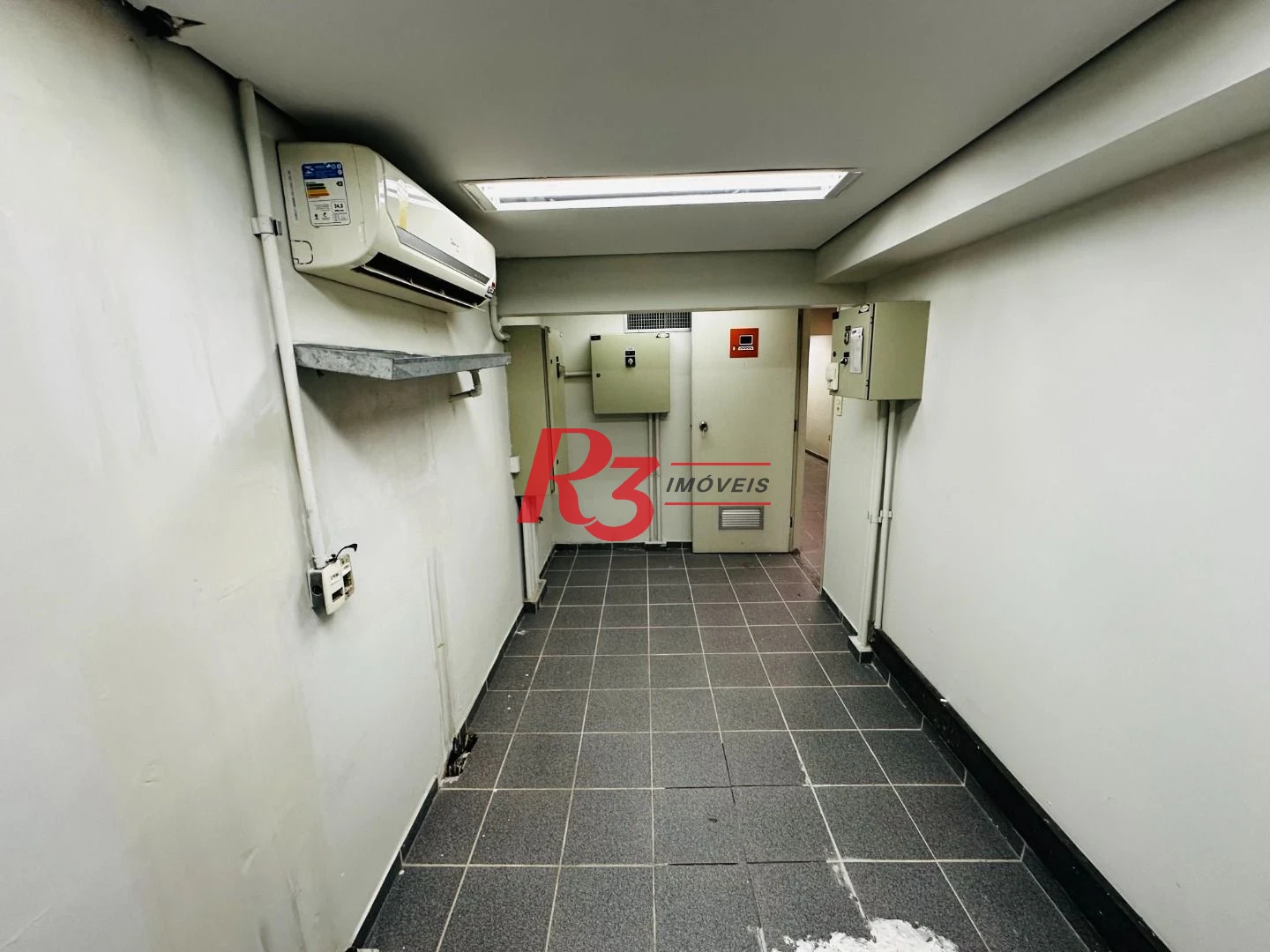 Loja para alugar, 492 m² por R$ 38.000,00/mês - Boqueirão - Santos/SP