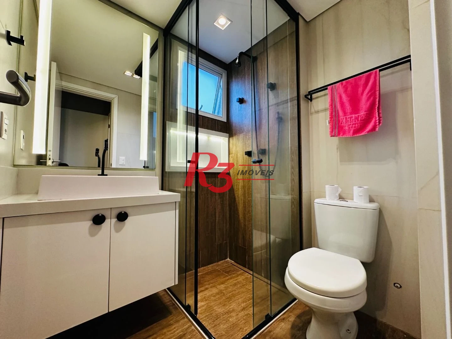 Apartamento com 2 dormitórios à venda, 76 m² por R$ 880.000,00 - Marapé - Santos/SP