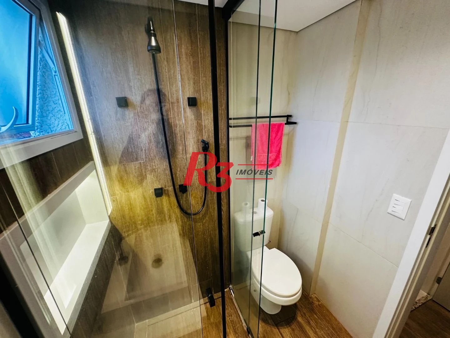 Apartamento com 2 dormitórios à venda, 76 m² por R$ 880.000,00 - Marapé - Santos/SP