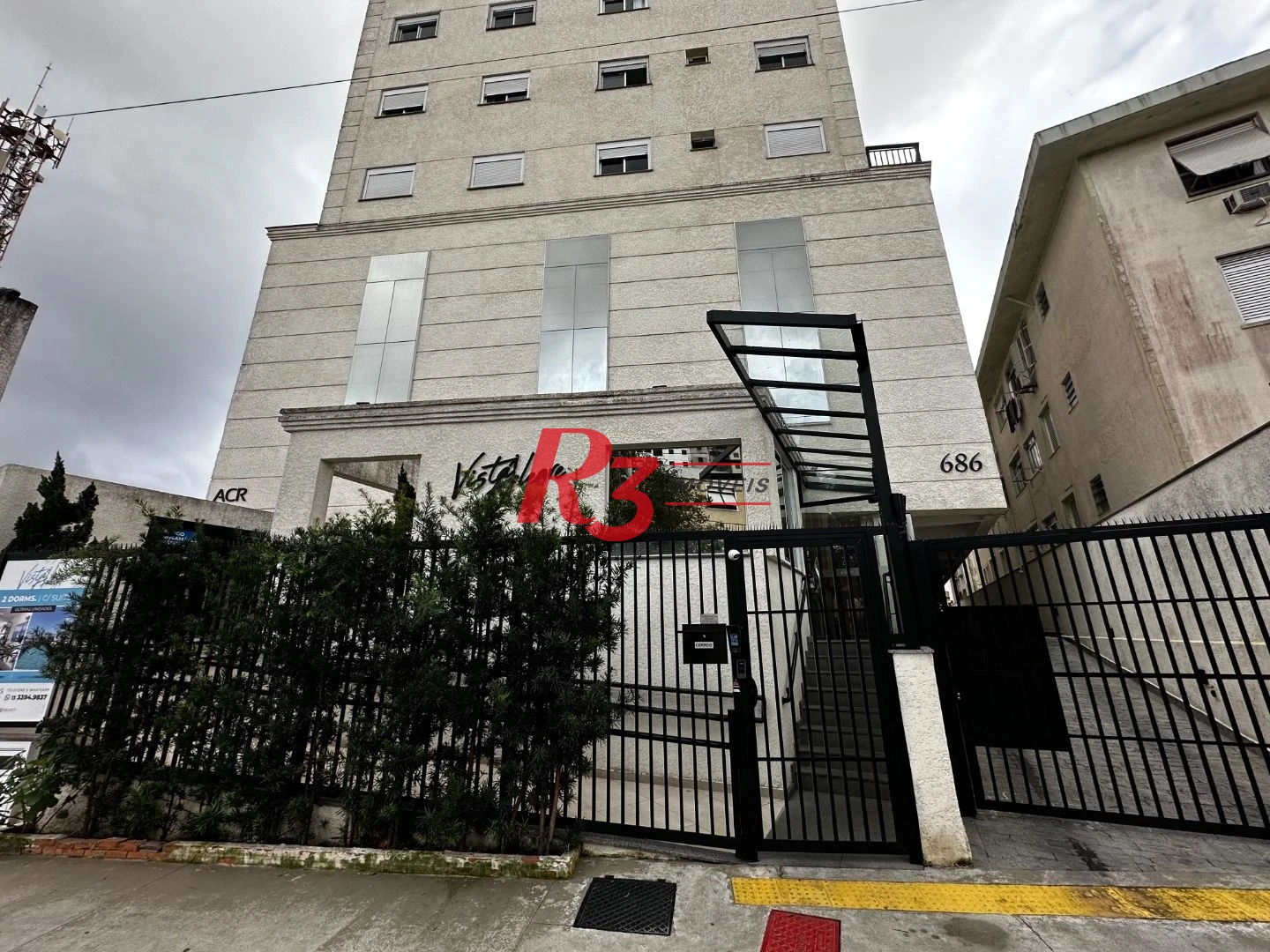Apartamento com 2 dormitórios à venda, 76 m² por R$ 880.000,00 - Marapé - Santos/SP